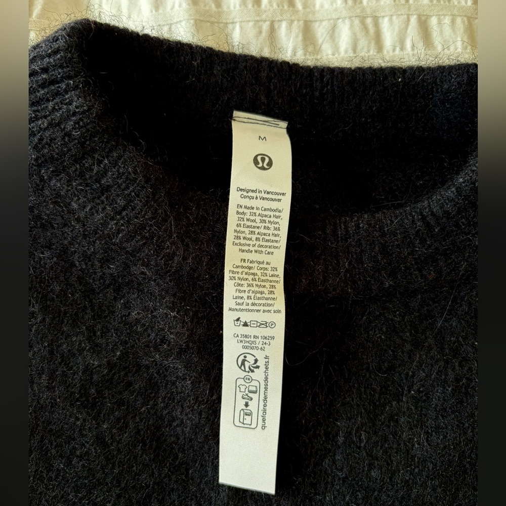 lululemon athletica black wool cropped sweater